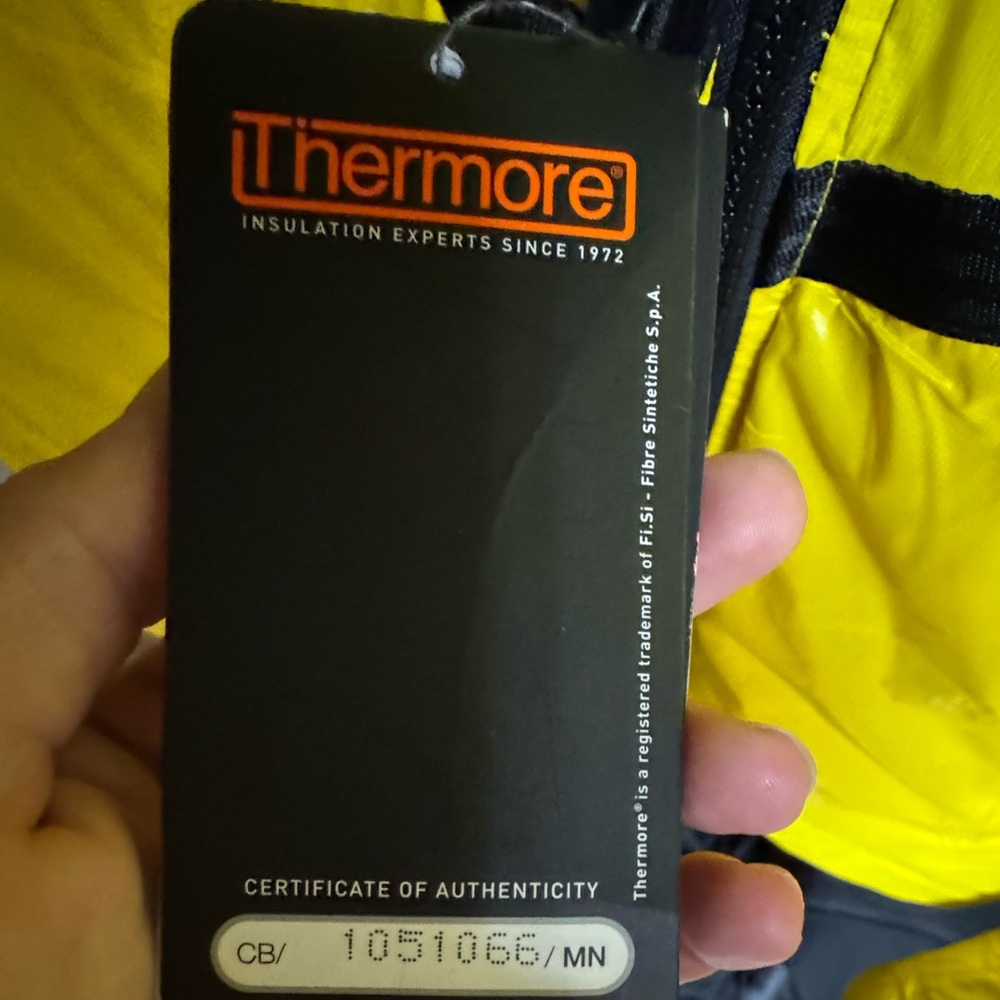 Nike Yellow Puffer Jacket - Picture 5 of 8